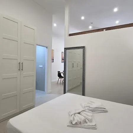 Center With Terrace By Costablancarent *