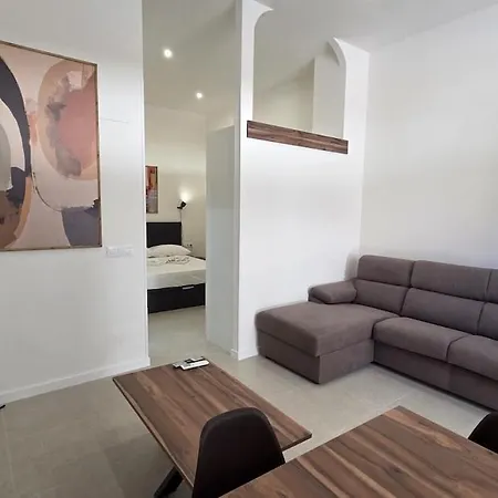 Appartement Center With Terrace By Costablancarent *